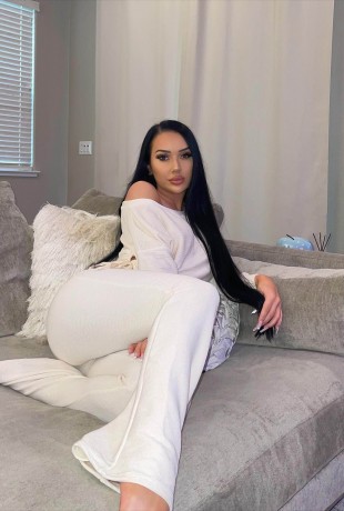 Varvara, beautiful escort in Madrid